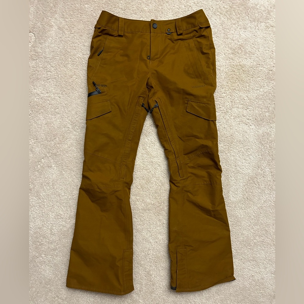 Women’s size M - VOLCOM Gore Tex Snowboard Ski Snowpants